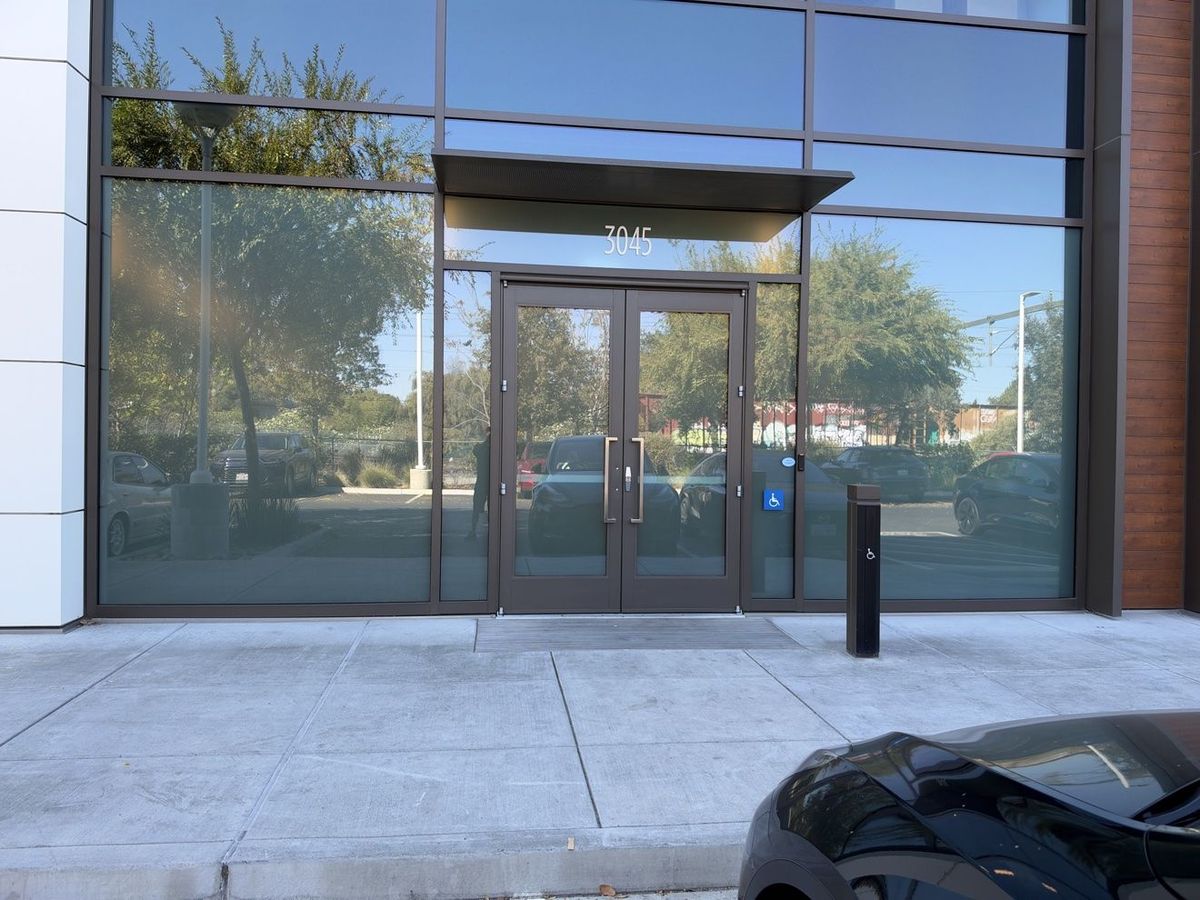 Office entrance in Palo Alto with frost privacy film
